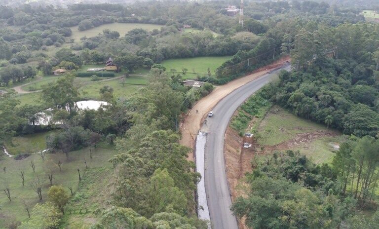 Daer executa pavimentação da ERS-118, entre Viamão e o bairro Lami, na capital